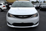 Used 2017 Chrysler Pacifica Touring-L image 3
