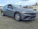 New 2025 Hyundai Elantra SE image 4