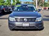 Used 2019 Volkswagen Tiguan SEL image 2