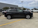 Used 2022 Ford Edge Titanium image 4