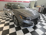 Used 2024 Nissan Altima 2.5 SV image 3