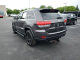 Used 2018 Jeep Grand Cherokee Limited image 2