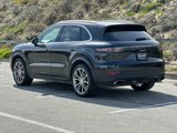 Used 2022 Porsche Cayenne image 3
