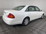 Used 2000 Toyota Avalon XL image 3