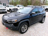 Used 2020 Jeep Cherokee Trailhawk image 2