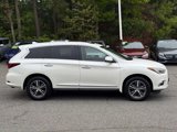 Used 2017 INFINITI QX60 AWD w/ Premium Plus Package image 4