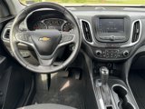 Used 2021 Chevrolet Equinox LT image 2