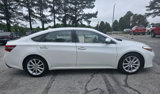 Used 2014 Toyota Avalon Limited image 2