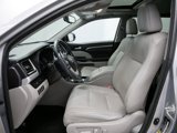 Used 2016 Toyota Highlander Limited image 3