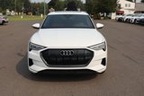 Used 2021 Audi e-tron Premium Plus w/ Premium Plus Package image 2