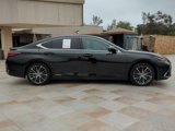 Used 2022 Lexus ES 300h w/ Premium Package image 4