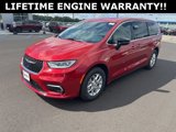 New 2026 Chrysler Pacifica Select image 4