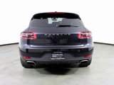 Certified 2018 Porsche Macan image 6