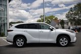 Used 2023 Toyota Highlander L image 3