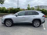 Used 2020 Toyota RAV4 XLE Premium image 5