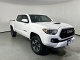 Used 2018 Toyota Tacoma TRD Sport w/ Technology Package image 3