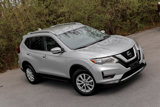 Used 2020 Nissan Rogue SV image 2