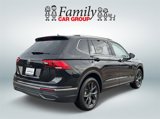 Used 2024 Volkswagen Tiguan SE image 3