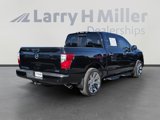 Used 2022 Nissan Titan SV w/ SV Convenience Package image 5