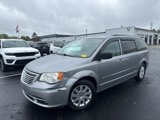 Used 2013 Chrysler Town & Country Touring image 2