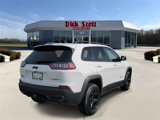 Used 2019 Jeep Cherokee Trailhawk w/ Comfort & Convenience Group image 4