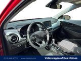 Used 2021 Hyundai Kona SE image 2