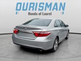 Used 2015 Toyota Camry SE image 3