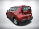 Used 2022 Kia Soul LX image 6
