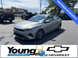 Used 2023 Kia Forte LXS image 3