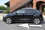 Used 2022 Kia Niro EX image 4