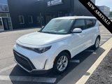 Used 2023 Kia Soul LX w/ LX Technology Package image 4