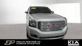 Used 2017 GMC Yukon SLT image 3
