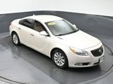 Used 2013 Buick Regal Premium image 2