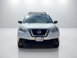 Used 2020 Nissan Kicks SV image 2