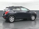 Used 2021 Chevrolet Trax LT w/ Premium Seat Package image 4