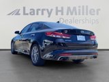 Used 2017 Kia Optima SX image 3