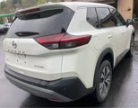 Used 2021 Nissan Rogue SV image 2
