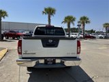 Used 2018 Nissan Frontier SV image 5