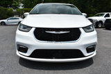 Used 2022 Chrysler Pacifica Touring-L image 5