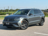 Used 2022 Volkswagen Tiguan SE image 2