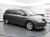 Used 2014 Toyota Sienna LE image 2