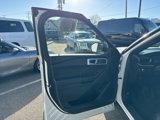 Used 2020 Ford Explorer XLT w/ Equipment Group 202A image 6