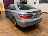 Used 2017 Toyota Camry SE image 2