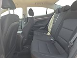 Used 2018 Hyundai Elantra SE image 5
