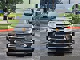 Used 2019 Toyota Highlander XLE image 2