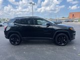 Used 2020 Jeep Compass Latitude image 3