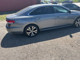 Used 2021 Volkswagen Passat 2.0T SE image 4
