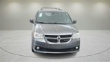 Used 2019 Dodge Grand Caravan SXT image 3