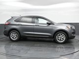 Used 2023 Ford Edge SEL image 5