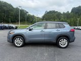 Used 2022 Toyota Corolla Cross LE image 2